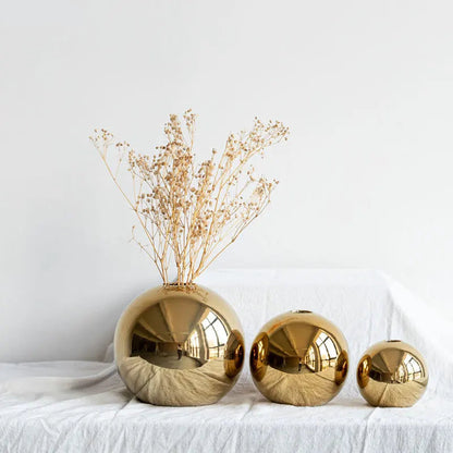 Golden Plated Ceramic Ball Vase